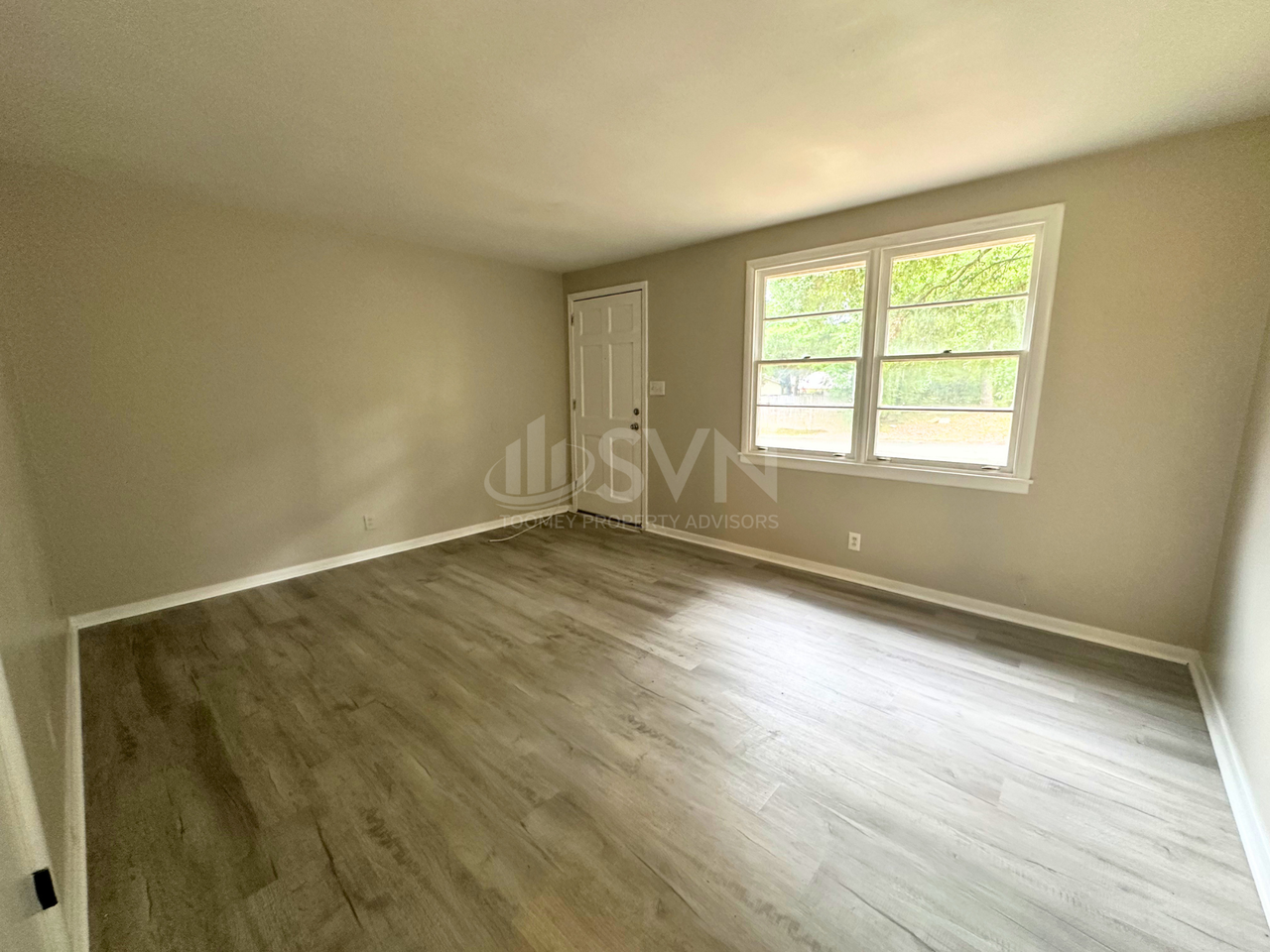 1104 Garland St - Photo 4 of 11