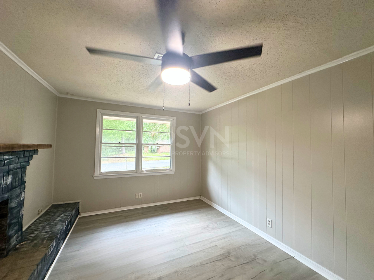 1104 Garland St - Photo 6 of 11