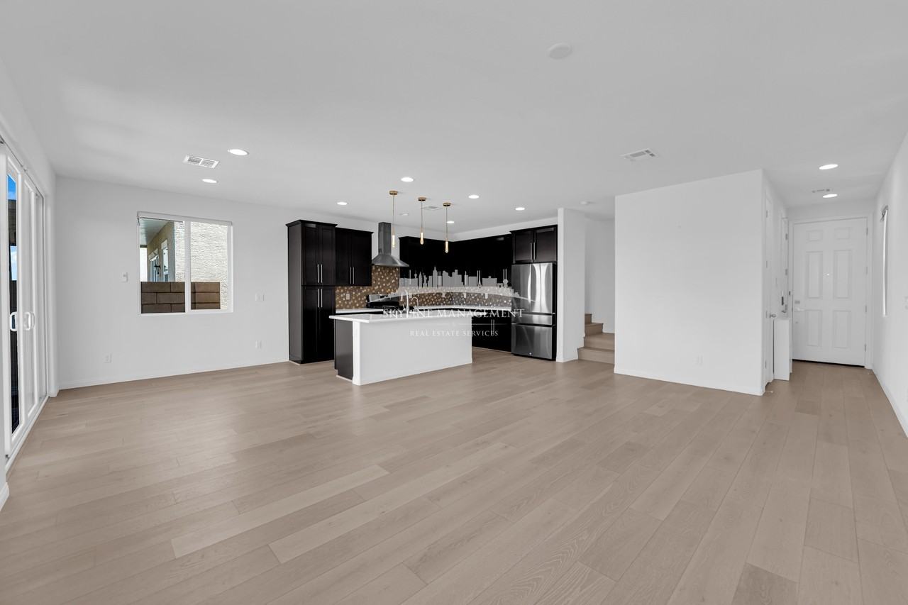 4066 Painted Lady Ave #1 - Photo 5 of 49