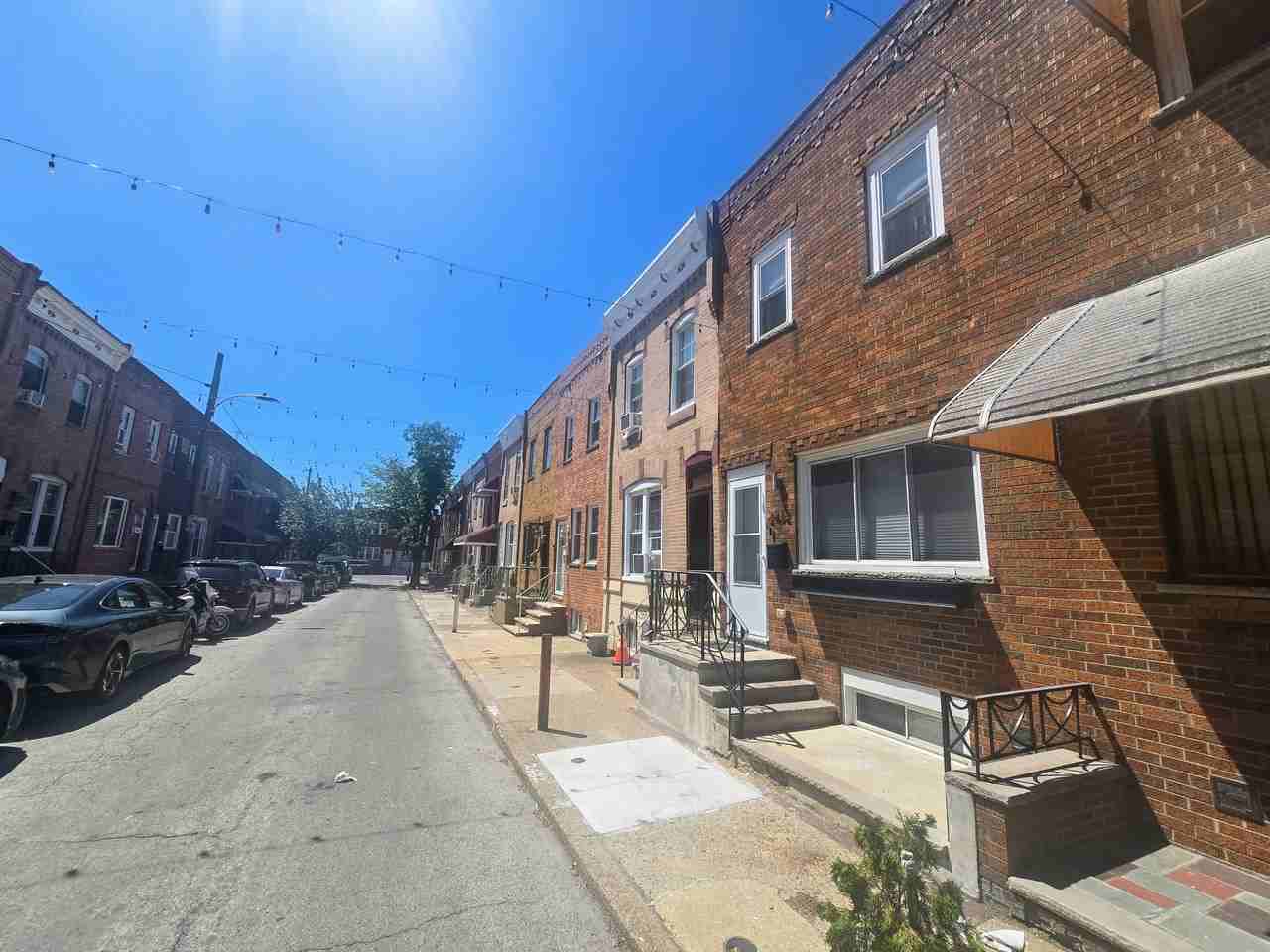 2432 S Hutchinson St #1 - Photo 3 of 25