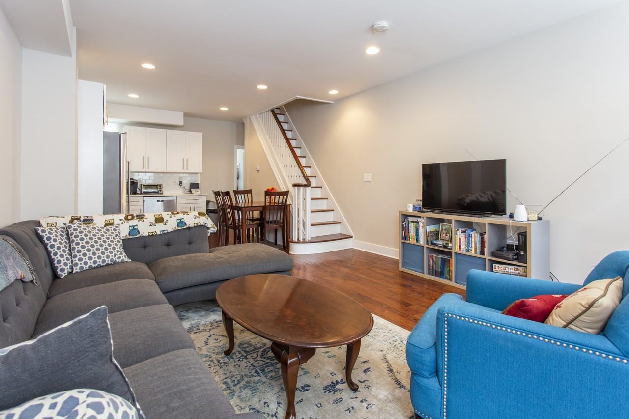 1711 Latona St #1 - Photo 2 of 25