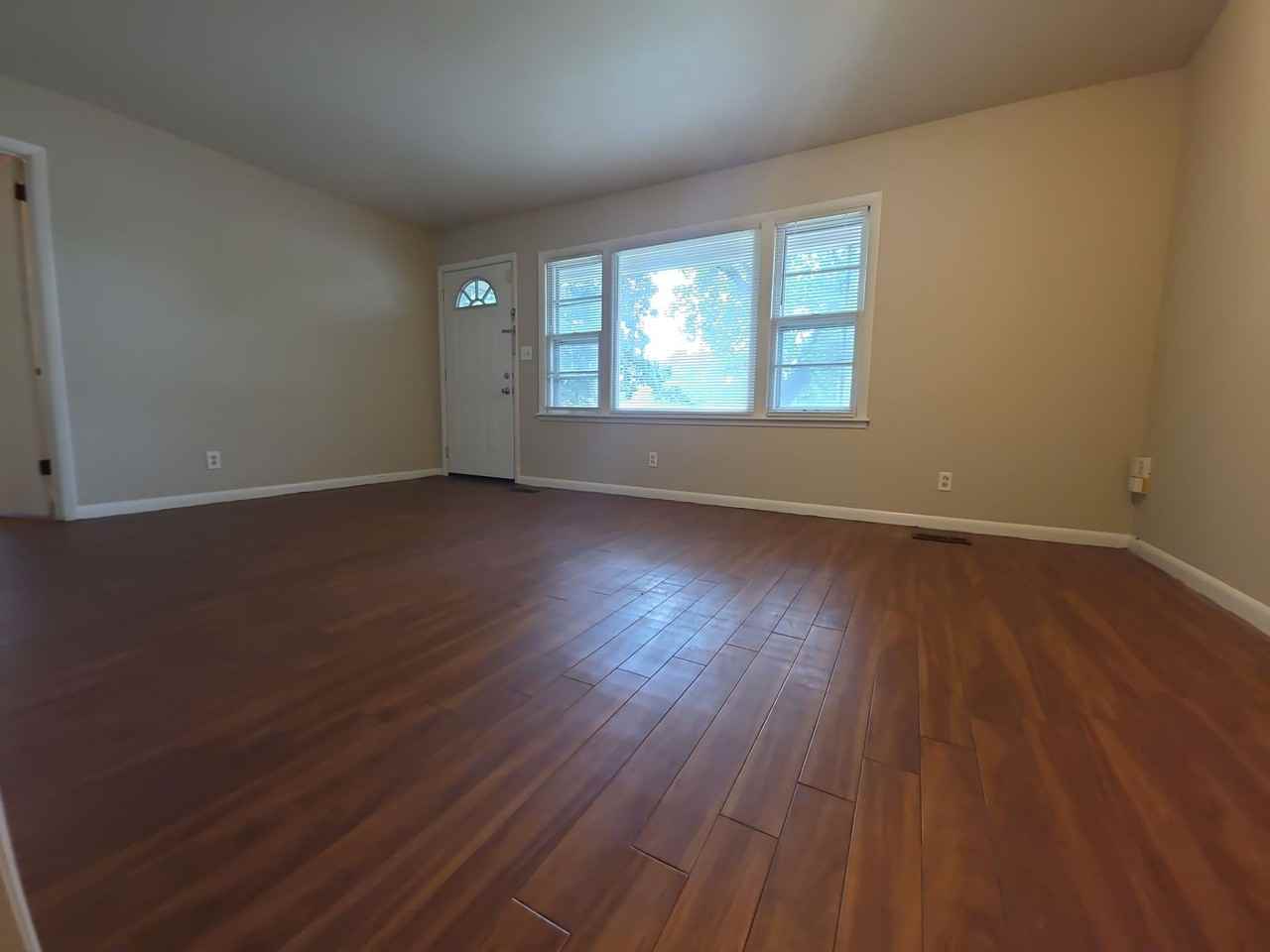 4504 Sparkman Dr Nw #1 - Photo 3 of 9