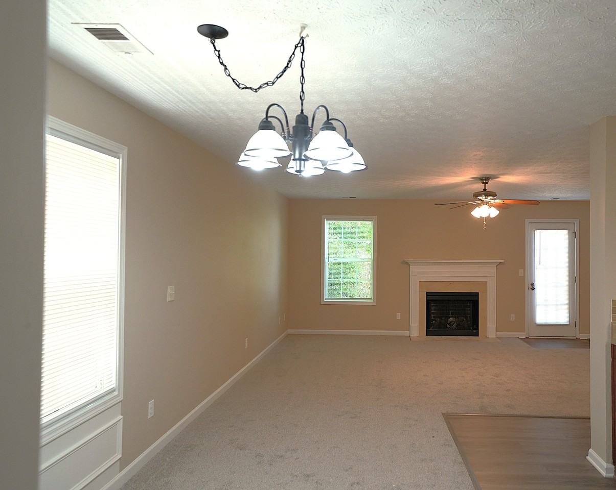 138 Alton Cir #1 - Photo 5 of 27