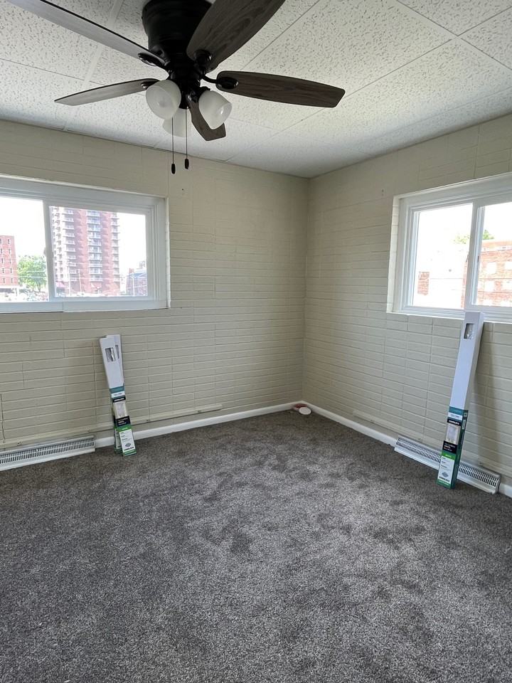 220 E Cook St #2 - Photo 3 of 13