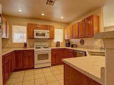 4908 Calle Bella Ave #1 - Photo 2 of 2