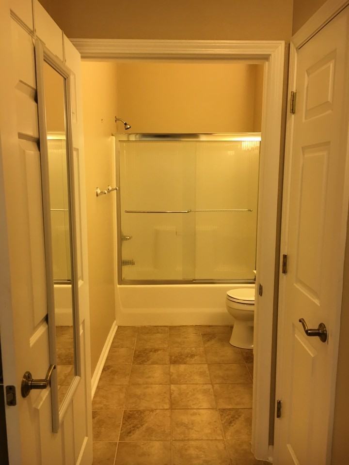 1302 River Oaks Dr #4A - Photo 7 of 10