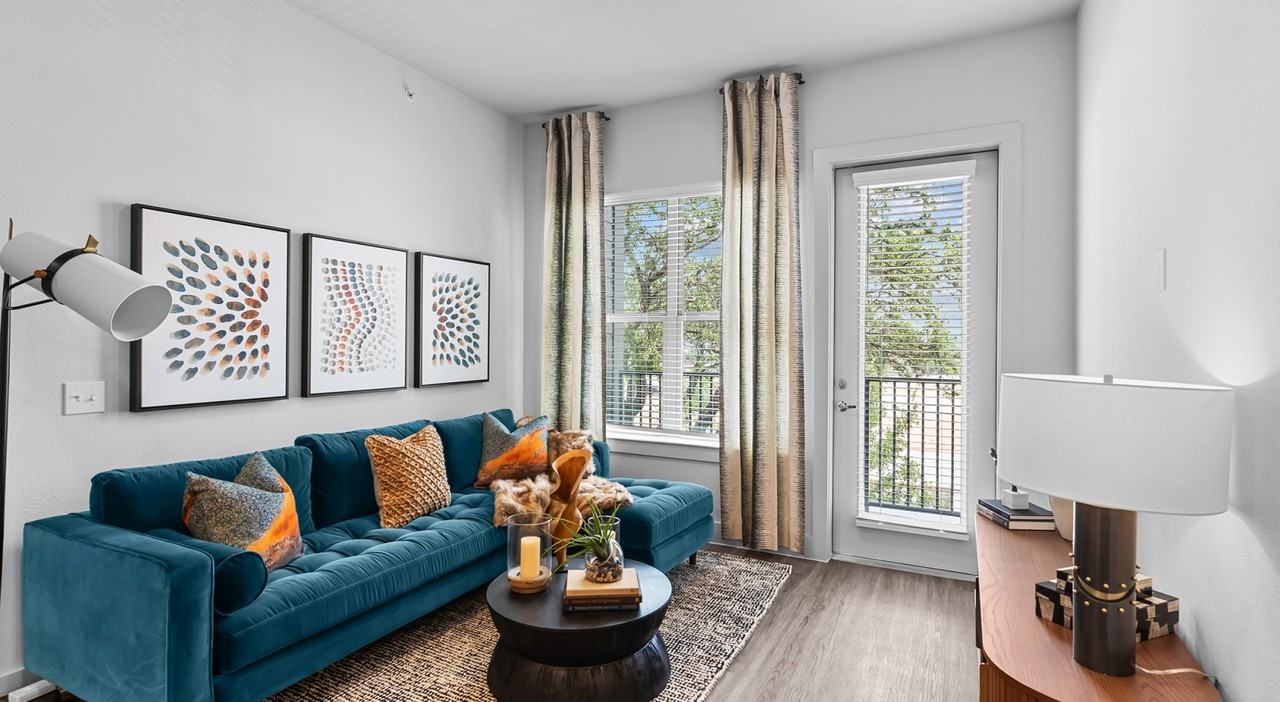 10901 Research Boulevard - Photo 5 of 23