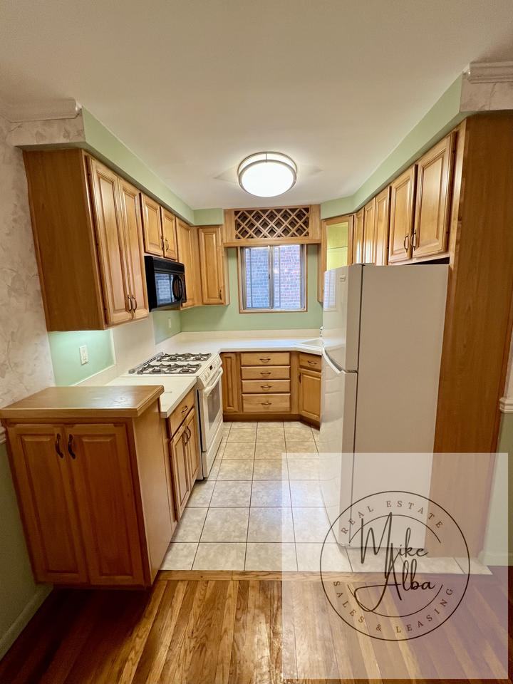 Edison Ave & Randall Ave #2 - Photo 2 of 10