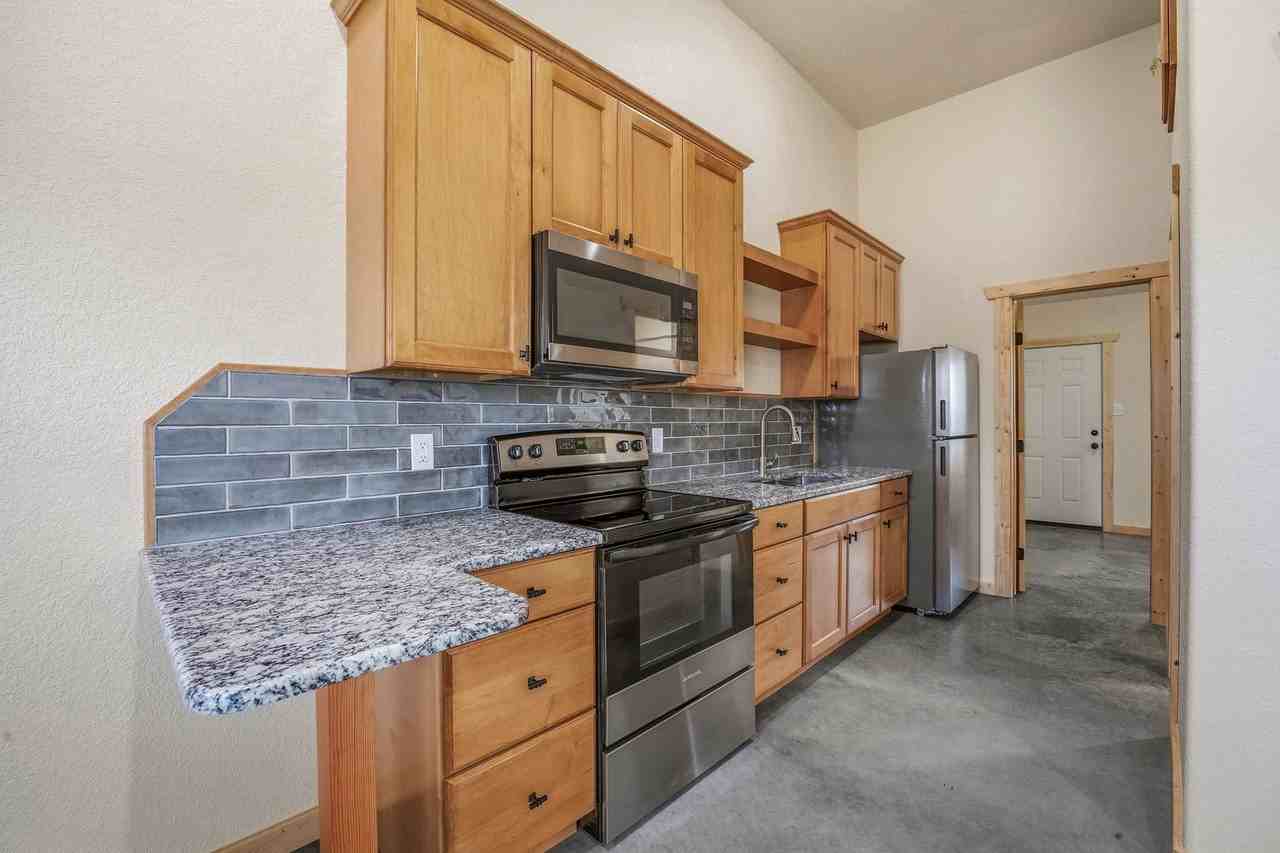 5415 County Road 456 - Photo 4 of 33