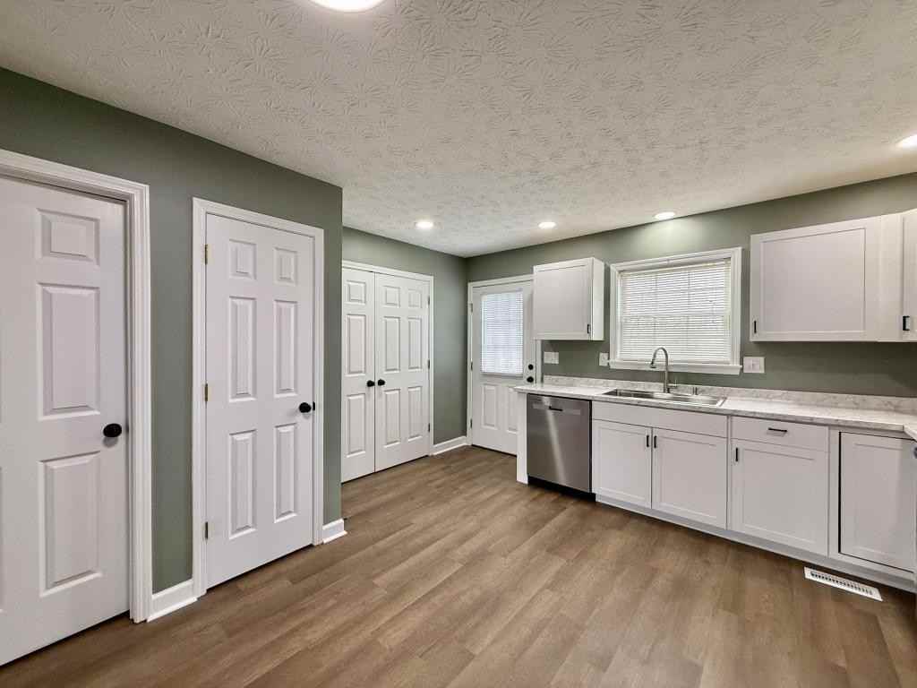 3875 Erwin Hwy - Photo 7 of 17