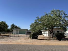 featured image of 3158 E Packard Ave