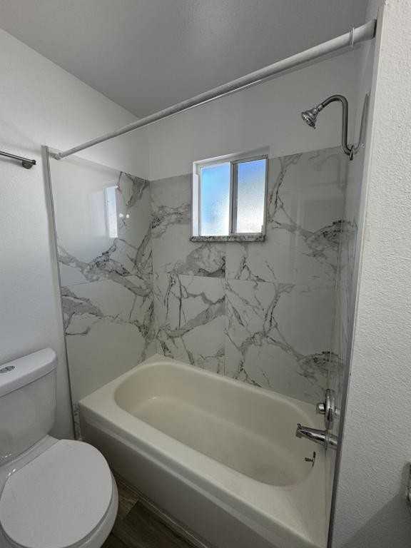3158 E Packard Ave - Photo 4 of 7