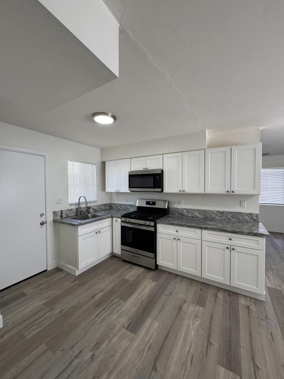 3158 E Packard Ave - Photo 6 of 7