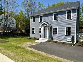 featured image of 122 Canal St