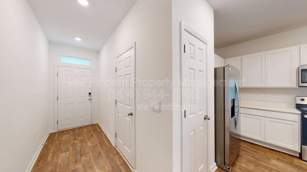 12730 Barrack Ln - Photo 2 of 10