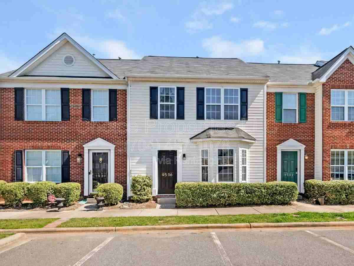 9516 Drains Bay Ct
