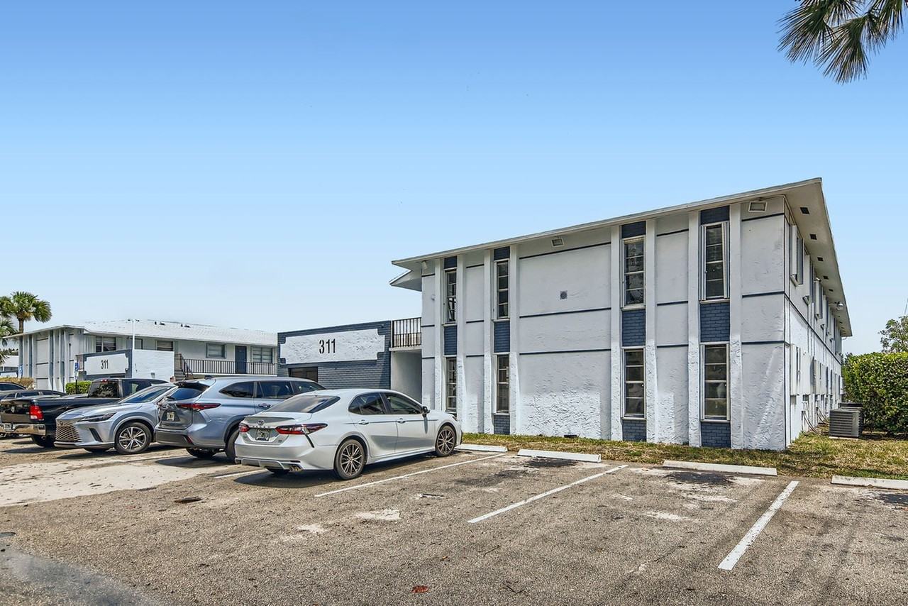 San Marco Apartments - Photo 2 of 50