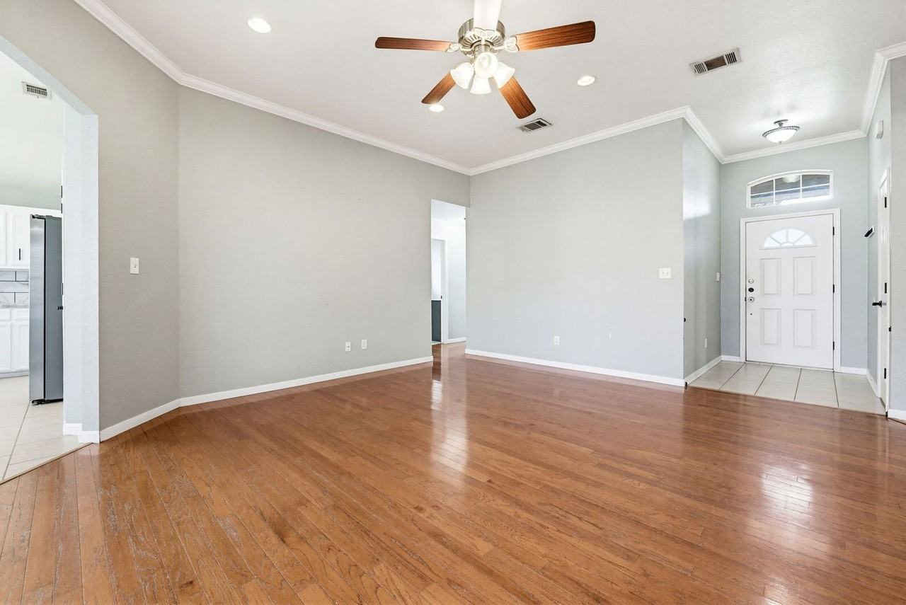 4400 Esta Lee Ave - Photo 3 of 15