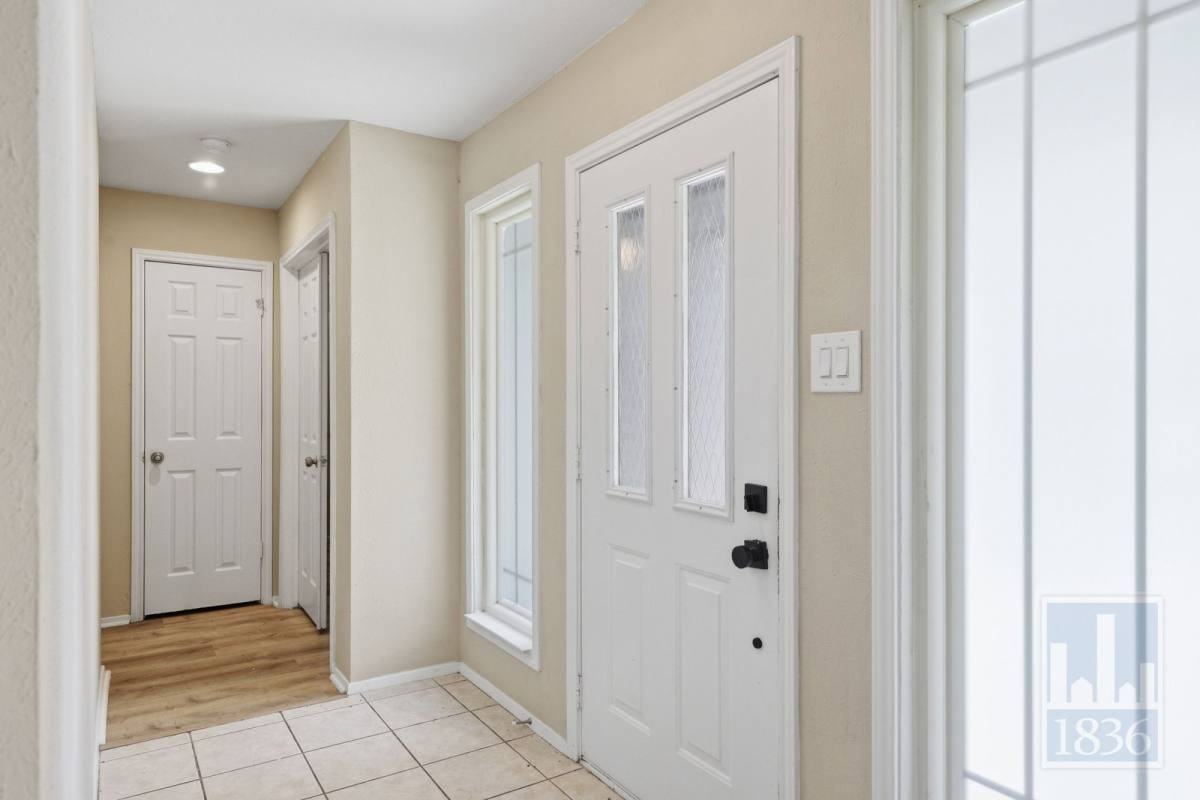 2616 Chowan Cv - Photo 2 of 10