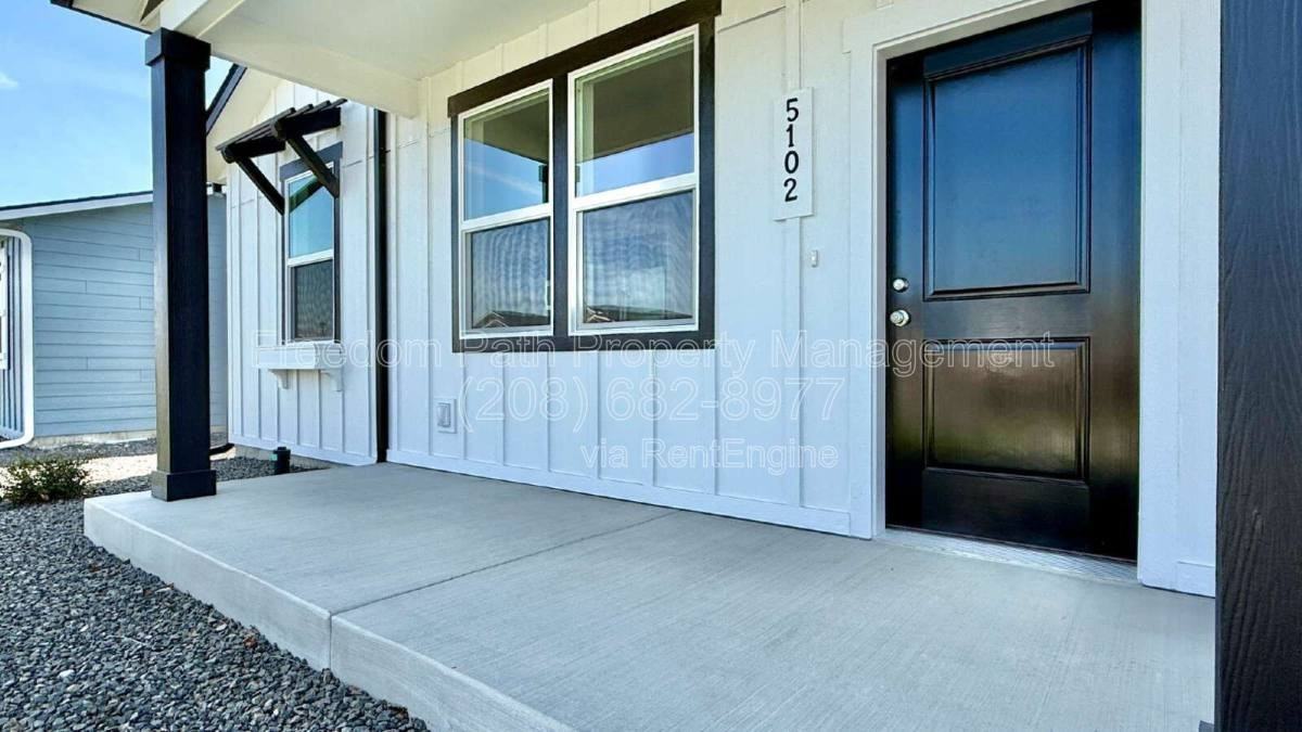 5102 E Norma Ave - Photo 2 of 10