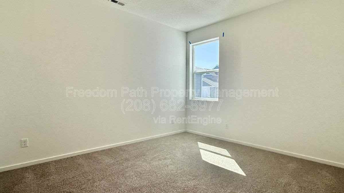 5102 E Norma Ave - Photo 6 of 10