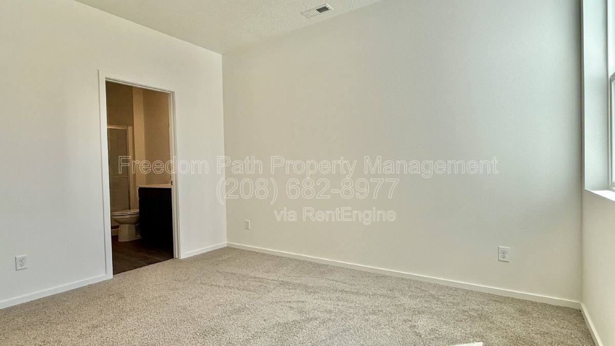 5102 E Norma Ave - Photo 7 of 10