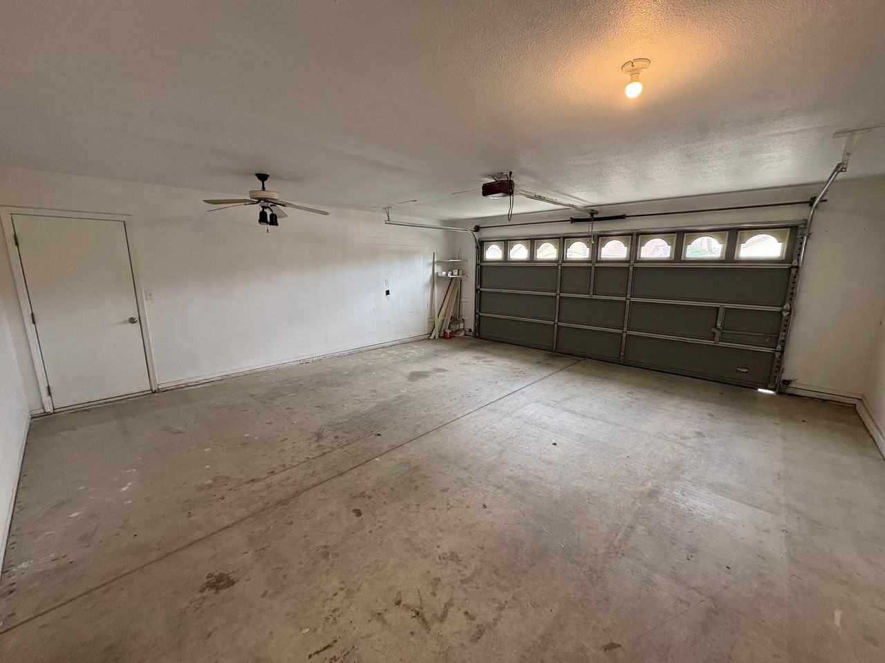 3432 S Martin Ct - Photo 2 of 36
