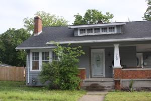 featured image of 722 W Cherry St