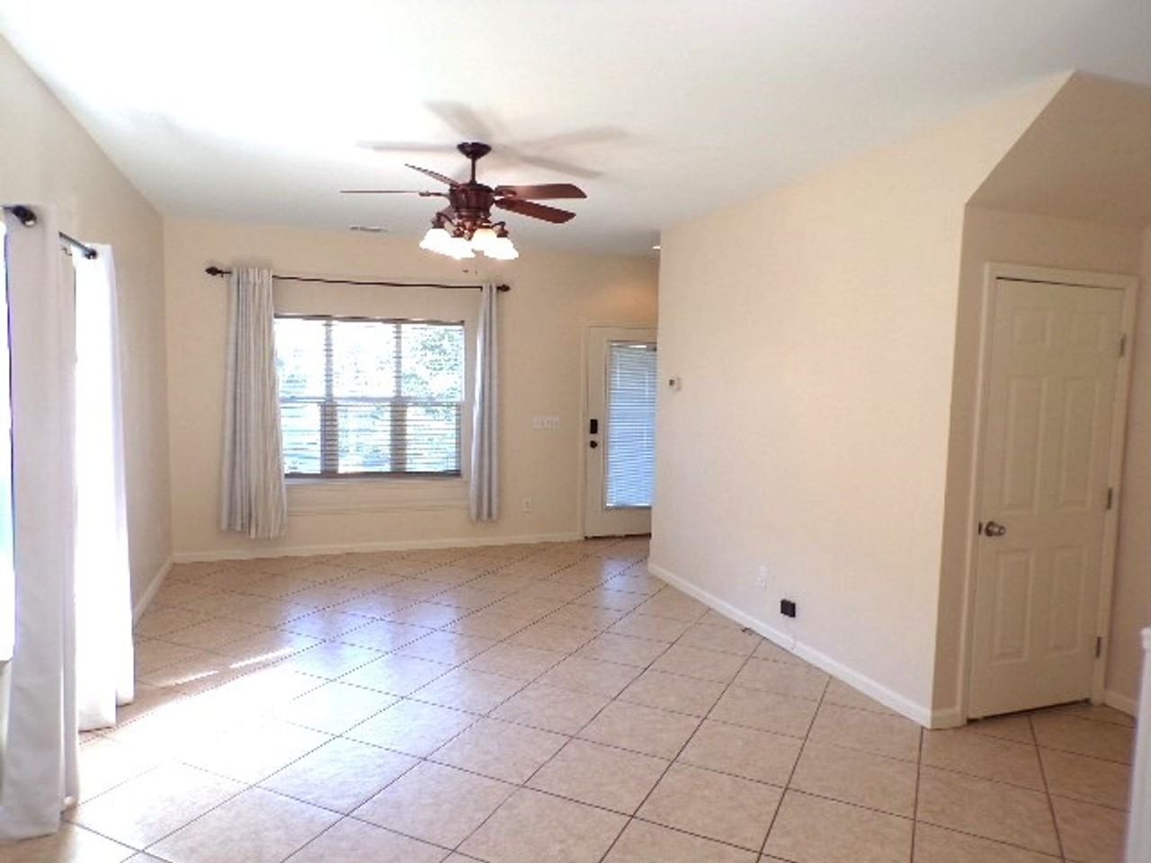 35 Bellhaven Way - Photo 3 of 15