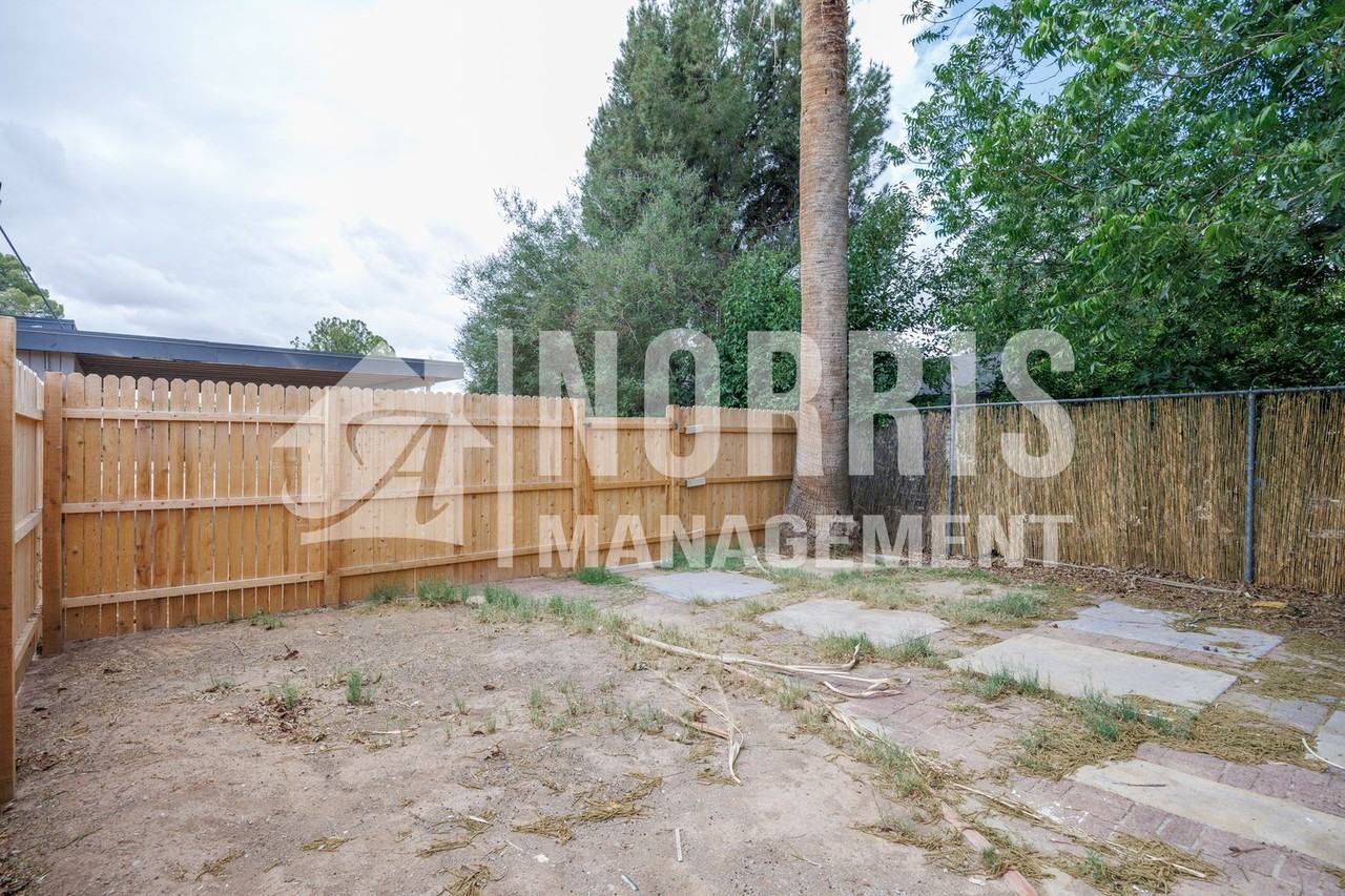748 1/2 W Pima Ave - Photo 6 of 19