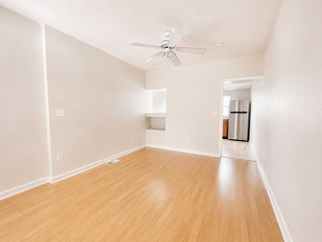 359 E Hector St - Photo 3 of 16