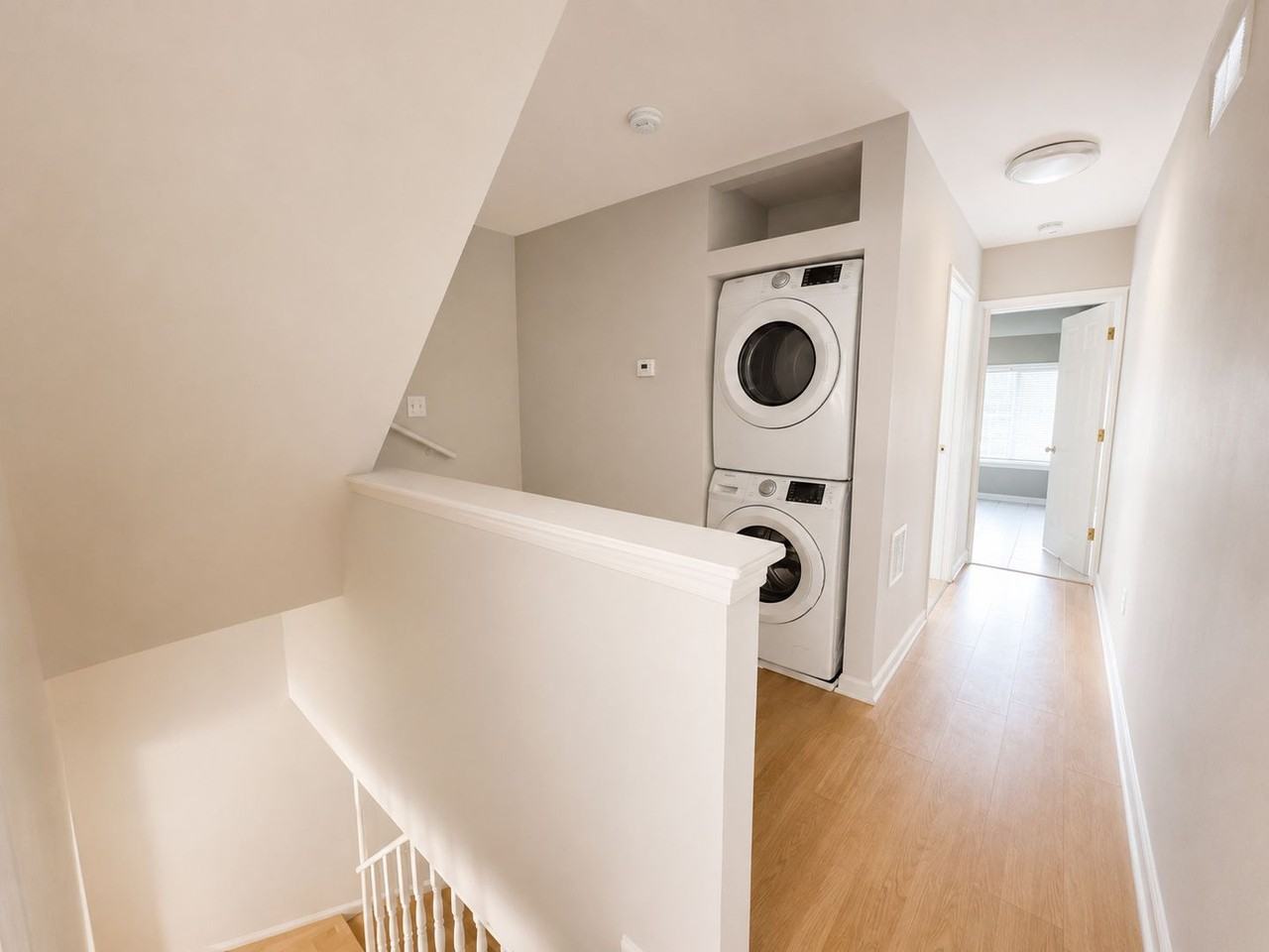 359 E Hector St - Photo 5 of 16