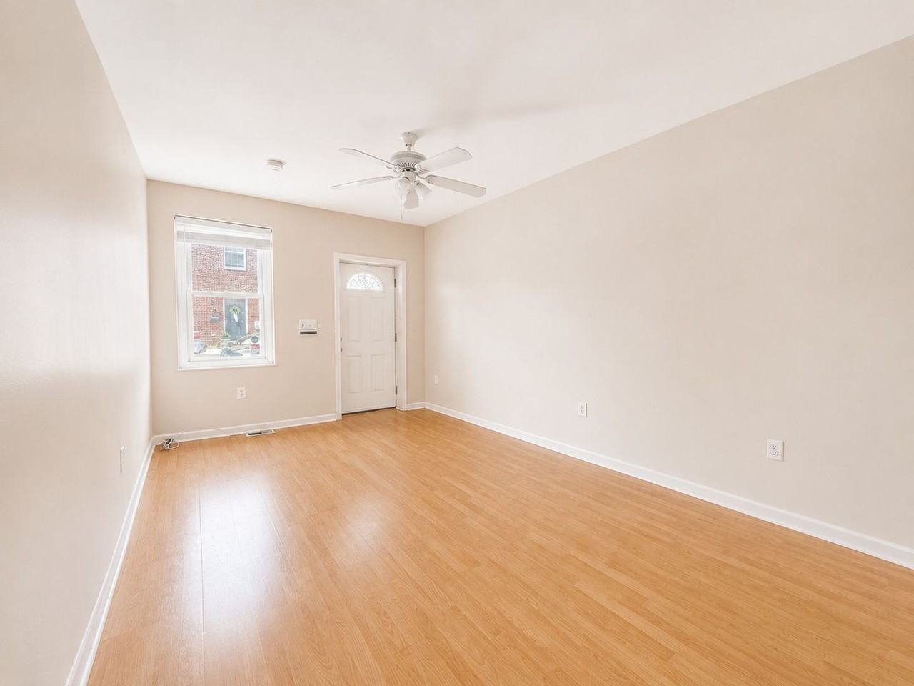 359 E Hector St - Photo 6 of 16