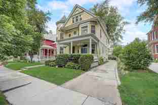 2719-2721 North Hackett Avenue - Photo 1 of 1