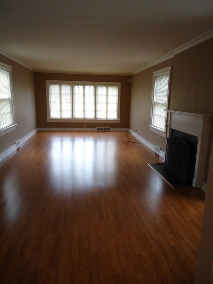 2600 Sherman Ave - Photo 4 of 19