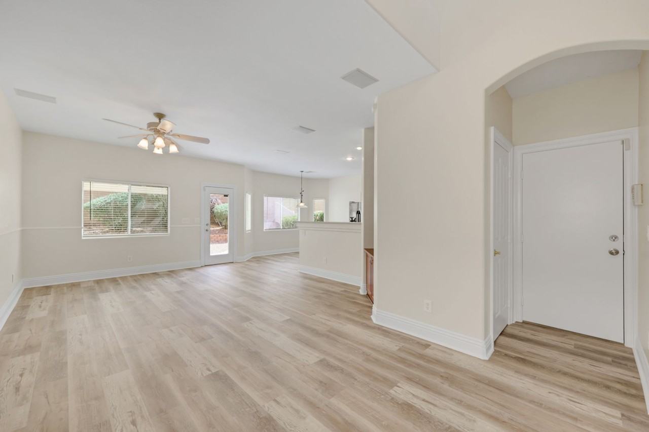 8953 Tom Noon Ave - Photo 3 of 18
