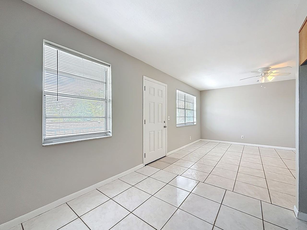 2502 Bay Blvd - Photo 4 of 20