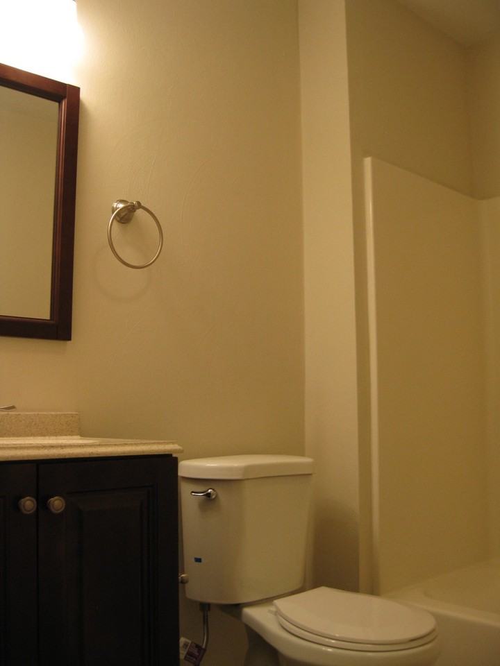 1336 W. 38th Street - Photo 4 of 27