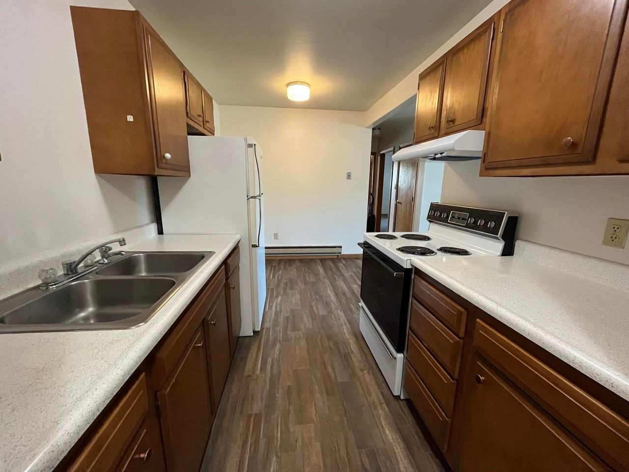 410 4th Ave Ne #16 - Photo 6 of 13