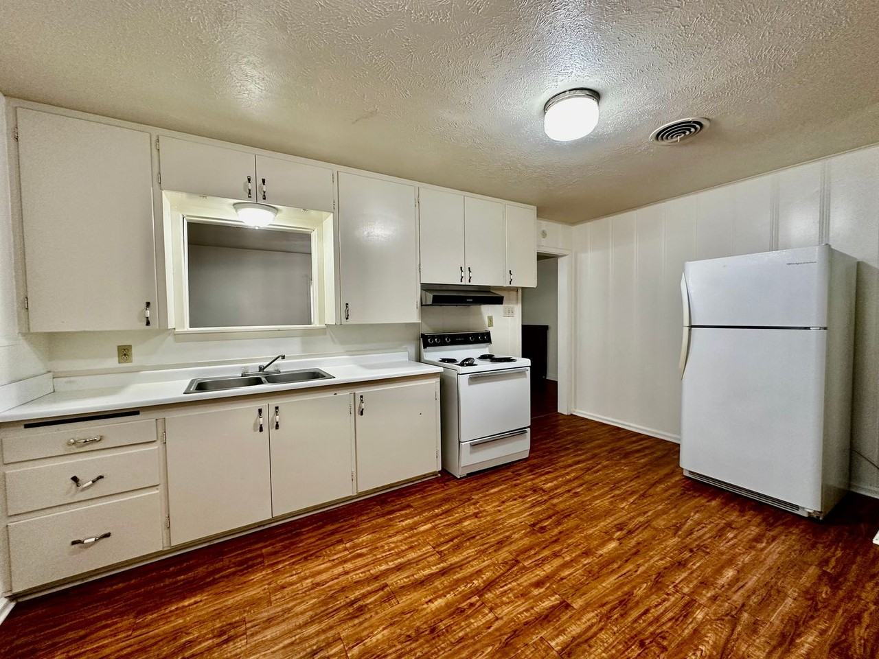 525 Methodist Encampment Rd - Photo 3 of 9