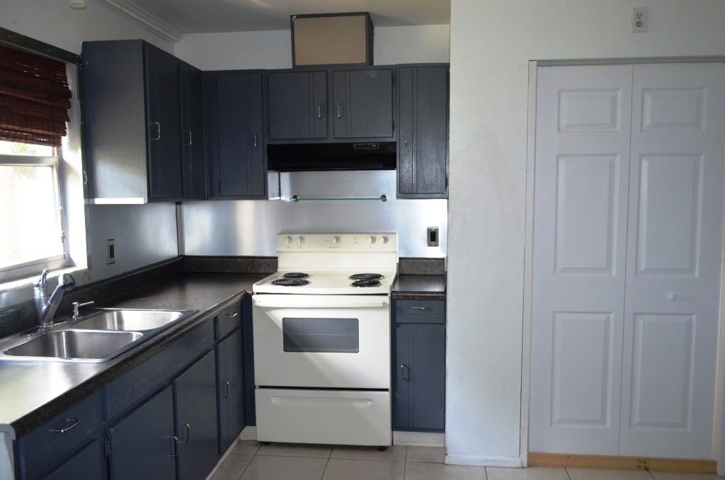 660 Jasmine Rd - Photo 4 of 9