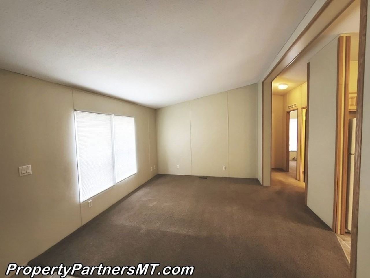 106 Sunlight Ave - Photo 3 of 10