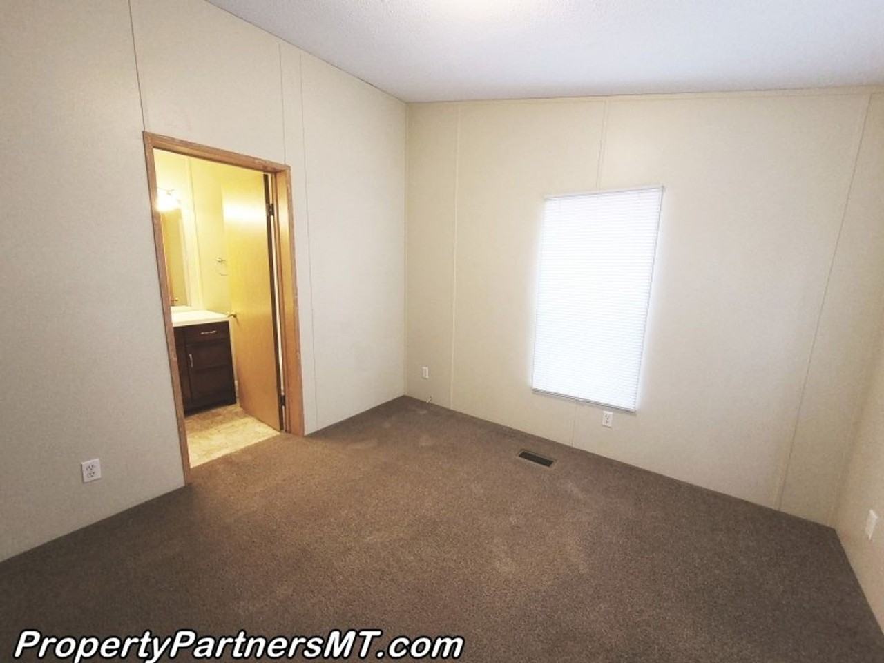 106 Sunlight Ave - Photo 5 of 10