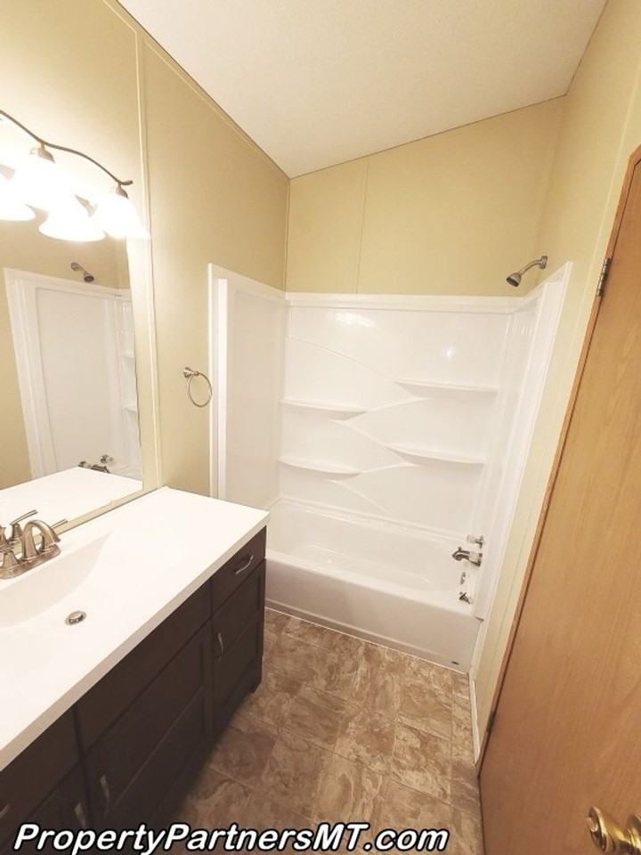 106 Sunlight Ave - Photo 6 of 10