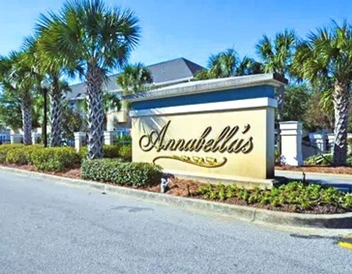 8218 Annabellas Ln - Photo 2 of 16