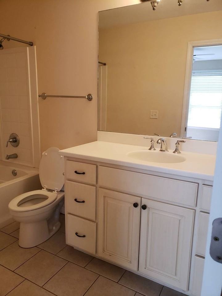 8218 Annabellas Ln - Photo 5 of 16