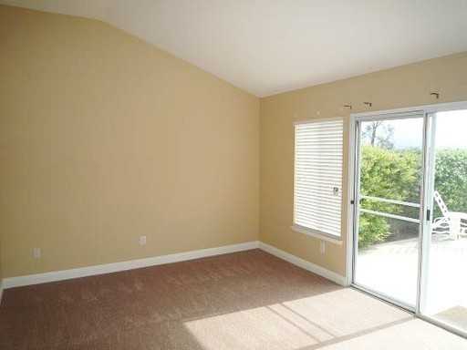 23890 Bennington Dr - Photo 5 of 16