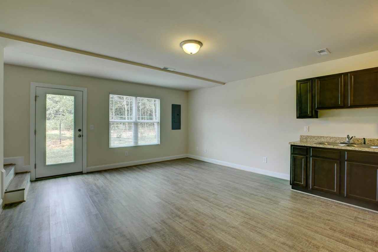 87 Old Stage Rd - Photo 4 of 22