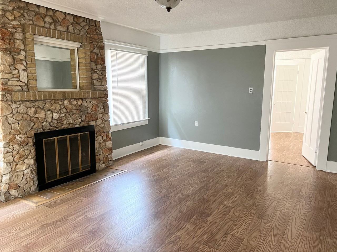 9 E Olive Ave - Photo 2 of 13