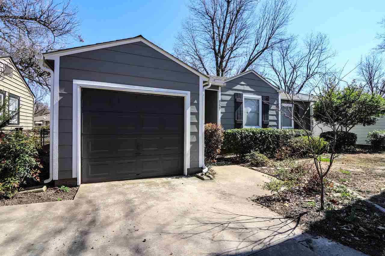 4227 S Rockford Ave - Photo 4 of 44